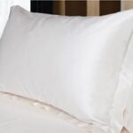 2pcs Silk Pillowcase Standard 50×75CM Silky Soft & Wrinkle Free Pure Color Silk Pillow Case Without Zipper(White) - Image 2