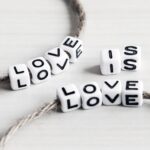 320X Mixed Alphabet Letter Cube Craft Charms Beads 6mm Handmade White and Black - Image 5