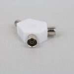 1-7X TV Antenna Splitter 1Male Plug To 2Female 9.5 Video Double Y Shape Adapter - Image 4