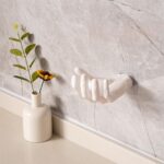 1/2x Resin Wall Mounted Soap Holder Rack Adhesive Hand Shape Storage Holder - Image 4